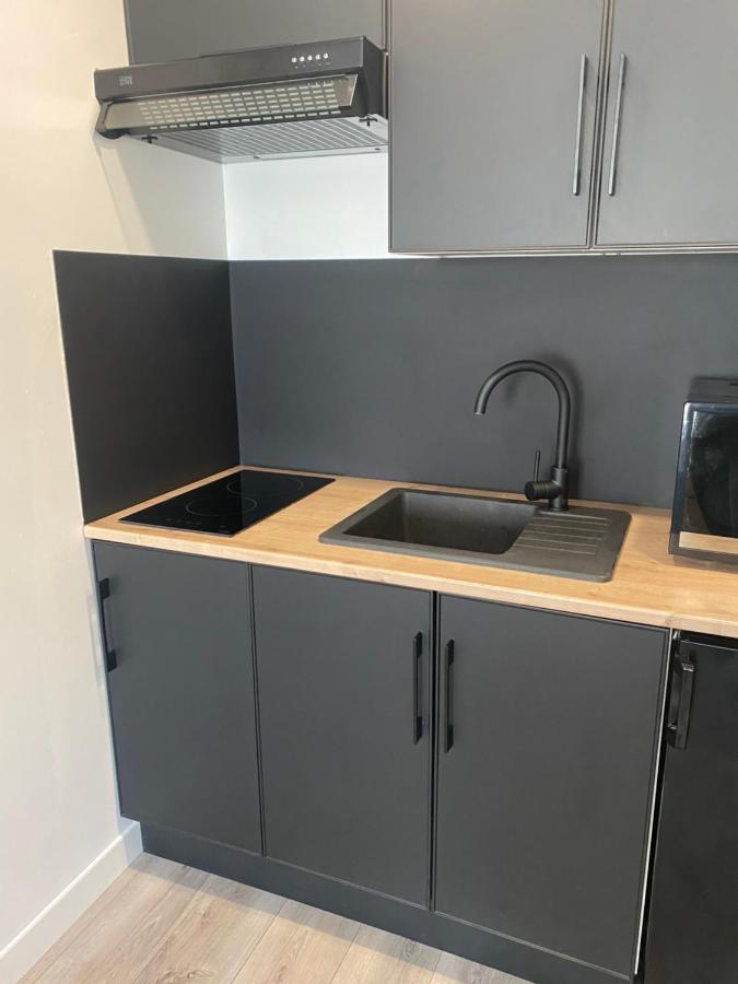سا يْليرْ دو ري Sublime Appartement 2 Pieces A Deux Pas De La Plage المظهر الخارجي الصورة